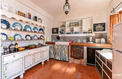 Riogordo House | Casa Luis townhouse for up to 7. Roof splashpool, stunning views, great location