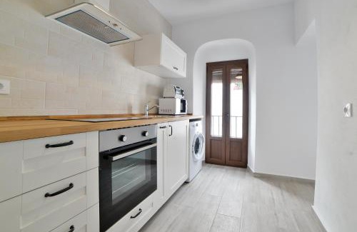 San Ambrosio Apartment | Casa Luminosa, junto al Castillo