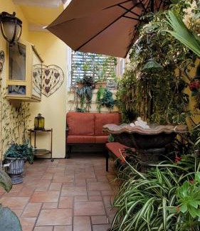 North of Wilshire Apartment | CASA LUX MONICA Prime Santa Monica Luxury Home ONE-OF-A-KIND