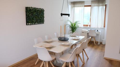 Guenzburg Apartment | CASA LUXE - 120qm - Zentral - Familienfreundlich - Parkplatz - 5km zum Legoland