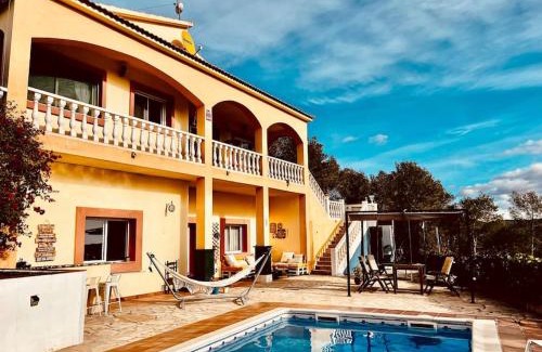 Olivella House | Casa Maca, espectacular casa con piscina y vistas