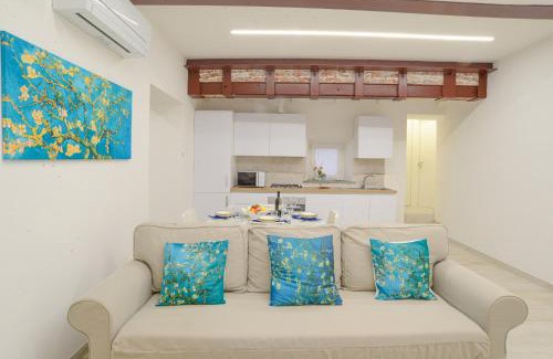 Vado Ligure Apartment | Casa Macrì - VADOALMARE Immobiliare