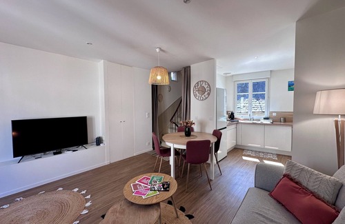 Brive-la-Gaillarde Apartment | Casa Majour - Duplex coeur de ville - T2 - Climatisé