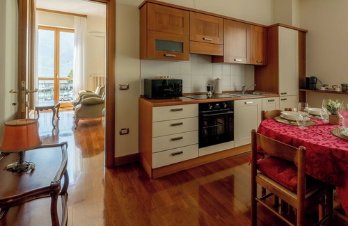 Lovere Apartment | Casa MAMMA, family relaxation on Lake Iseo - elegant apartment - 2 rooms
