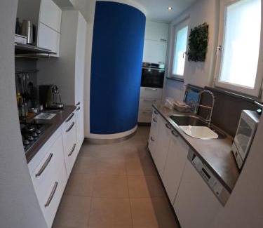 Tirrenia House | Casa Marchese