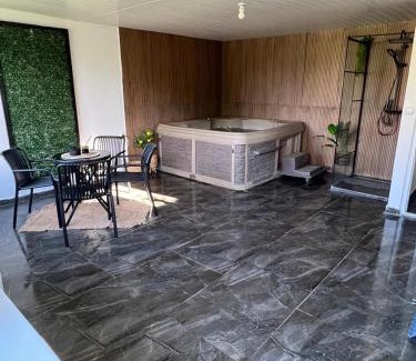 Cartisoara House | Casa Mari
