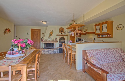 Villa A Sesta Apartment | Casa Maria Luisa - Apartment with pool
