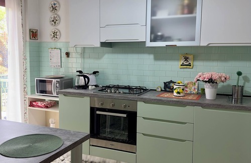 La Spezia Apartment | Casa Maria - Terrace & Parking near Cinque Terre