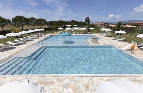 Grosseto House | Casa Marieva G: An elegant apartment surrounded by the greenery.