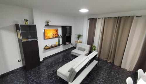 Candelaria Apartment | CASA MARY "Céntrico y amplio Apartamento cerca del mar"