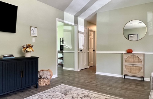 Havelock House | Casa McCotter, newly renovated home near MCAS and close to the beautiful beaches