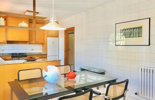 El Roc de Sant Gaieta Ski Chalet | CASA MEDITERRÁNEA CON GRAN JARDÍN Y PISCINA A 500m DE LA PLAYA