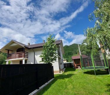 Lepsa House | Casa Mi&Ra