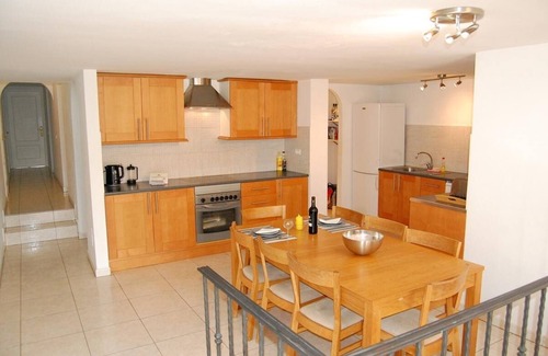 San Miguel de Abona Villa | 'Casa Miguel' - fantastic villa with private sunny garden, wi-fi and air con!