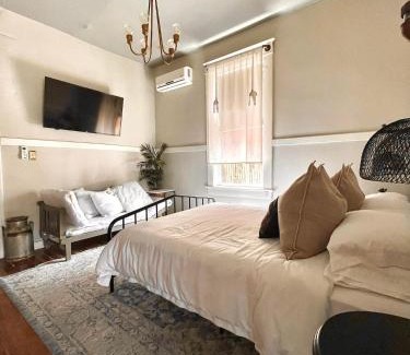 Downtown El Paso Apartment | #casa Mina #2 Central Rio Grande Historic Dist
