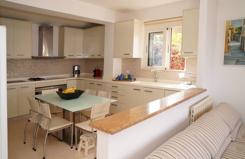 Megala Chorafia Villa | Casa Minervos ✩ Infinite Sea View ✩ Lawned Yard ✩ DreamVillas Crete