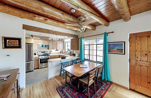 Historic Eastside House | Casa Mirador