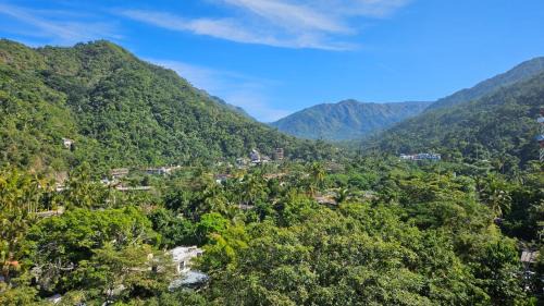 South Shore Hotel Area Apartment | Casa Mismaloya Primavera