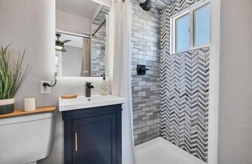Central Colorado Springs House | Casa Mosaic Executive Rental 3bedroom Smart TV