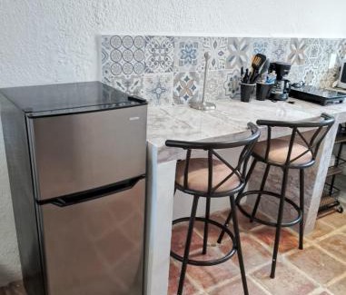 Downtown Cancun House | Casa Nance Alojamientos UXMAL Suite Ejecutiva Centro Mercado 28 y ADO King Size