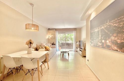Collblanc y La Torrassa Apartment | Casa Natura Barcelona Fira & Camp Nou Stadium