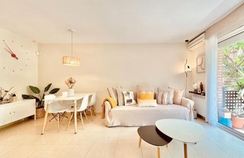 Collblanc y La Torrassa Apartment | Casa Natura Barcelona Fira & Camp Nou Stadium