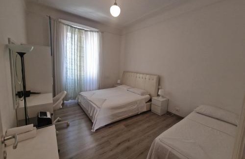 Loreto Apartment | Casa nel centro della città - House in the city center-Casa nel centro della città