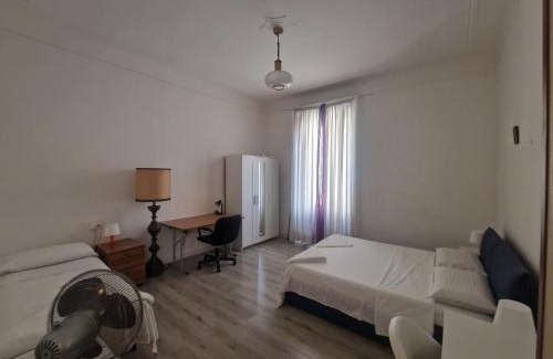 Loreto Apartment | Casa nel centro della città - House in the city center-Casa nel centro della città