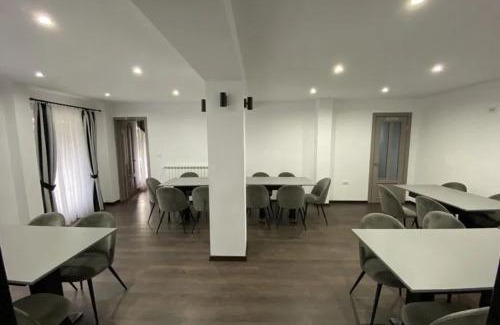 Marginea House | Casa Nelda