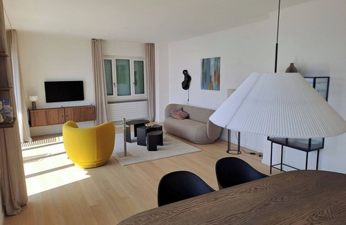 Minusio Apartment | Casa Nicola: Modern Holiday Home with Exceptional Views in Minusio, Switzerland