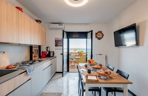 Monopoli House | Casa Nilla, vacanze fronte mare a 5 minuti dal centro storico di Monopoli
