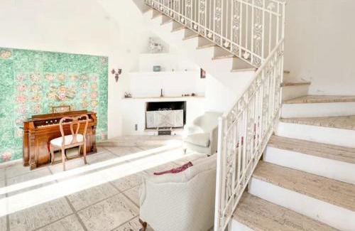 Benincasa Bed & Breakfast | Casa Nina' tradicional Amalfi Coast Villa Retreat