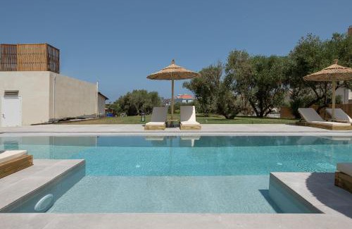 Agia Marina Hotel | Casa Nostos