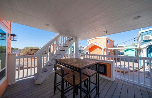 Parker Strip House | Casa Not So Grande, Road Runner Bungalow