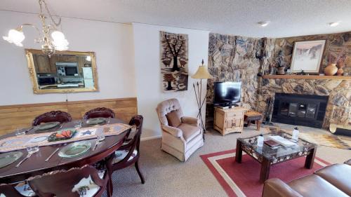 Red River Apartment | Casa Nueva #4 Townhouse With Wifi