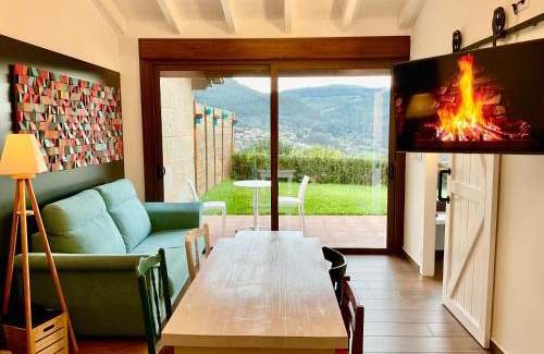 Mos House | Casa Nueva de Vigo Rural Mos con Jacuzzi y chimenea
