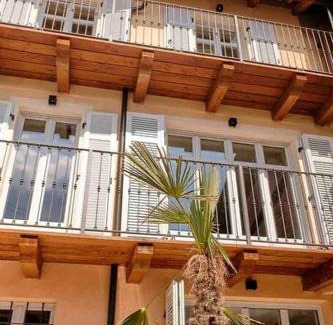 La Morra House | CASA OTTO @ BELVEDERE PANORAMIC VIEW POINT