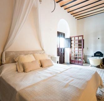 Fuentes de Andalucia House | Casa Palacio de la Carrera Olehousing