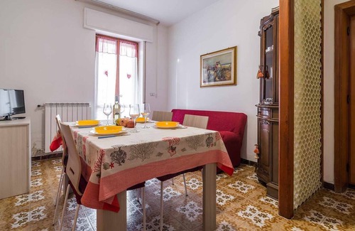 Lido House | CASA PAOLI: apartment near the Lido beach, 5 people