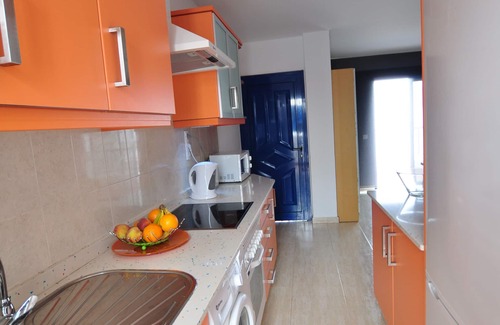 Caleta de Famara Apartment | Casa Paradiso with great views perfect for surf or family holidays