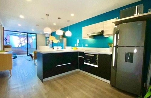 Laureles - Estadio Apartment | Casa Patio 101 Elegant 3-bedroom apt. with jacuzzi