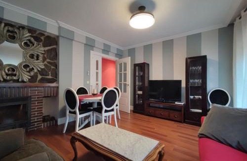 Mombeltran Apartment | Casa Perulo