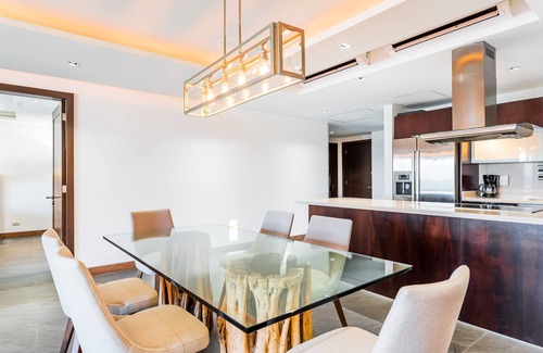 Puerto Juarez Condo | Casa Pescadores 102 Norte by RedAwning