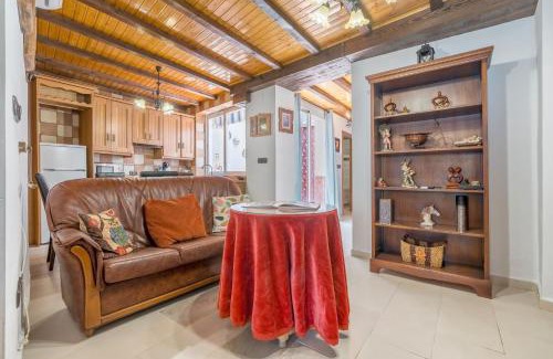 Illora House | Casa Petra