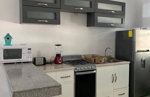 Puerto Morelos House | Casa Pez Vela -Entire Place with AC/WIFI/Great for Families/Private security