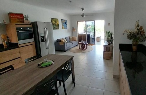 Willemstad Apartment | Casa Piña Curaçao, your private getaway into the tropics!