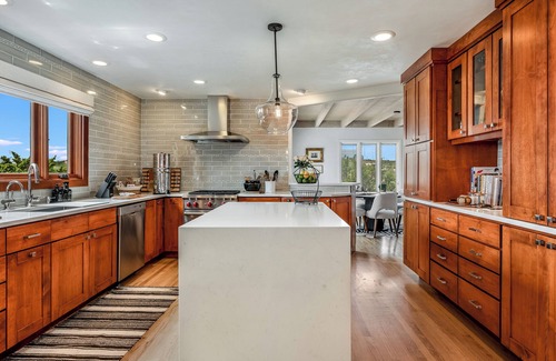 Vista Encantada House | Casa Piñones | Stunning Mountain and City Views, just minutes from Downtown