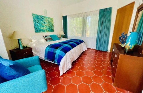 Barra de Navidad House | Casa Piramide: Fully Furnished 2-Bedroom House w/Private Swimming Pool and Waterfall, 5 Minute Walk from the Beach