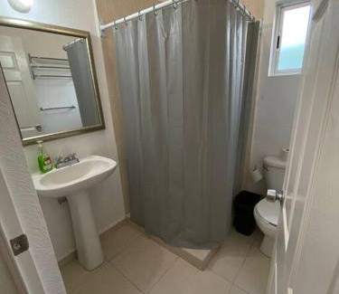 Leon Apartment | Casa Pirules- Parque Metropolitano