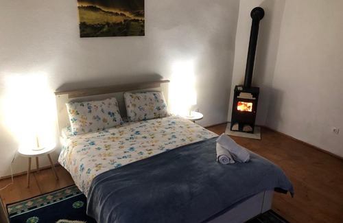 Baia-Sprie House | Casa Poca